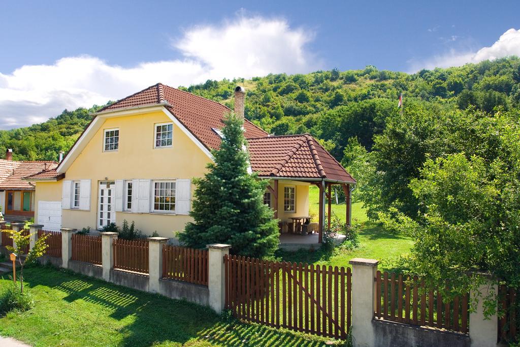 Babakalacs Villa Fony Bagian luar foto